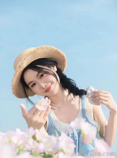 矮花丛里美美出片,7个拍摄方法,人比花娇,清新漂亮有氛围 - 今日头条 矮花丛里美美出片,7个拍摄方法,人比花娇,清新漂亮有氛围 - 图画吧TUHUABA