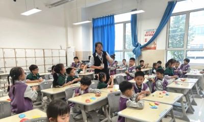 家长进课堂！济南高新区稼轩小学趣味色彩课开讲 - 图画吧TUHUABA