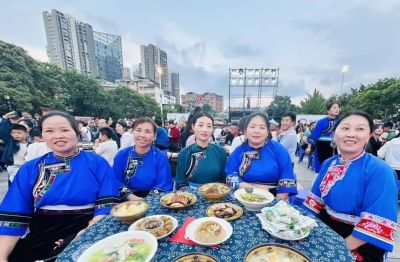 “屯堡八大碗·安顺美食汇”寻味大赏,好吃又好玩 - 今日头条 “屯堡八大碗·安顺美食汇”寻味大赏,好吃又好玩 - 图画吧TUHUABA
