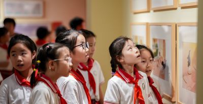 可读、可玩、可感!百部儿童图画书原作在沪“以美筑梦” - 今日头条 可读、可玩、可感!百部儿童图画书原作在沪“以美筑梦” - 图画吧TUHUABA