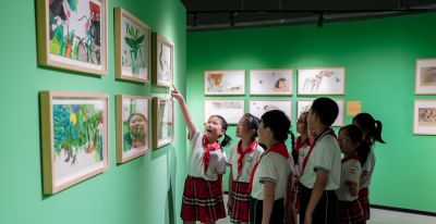 可读、可玩、可感!百部儿童图画书原作在沪“以美筑梦” - 今日头条 可读、可玩、可感!百部儿童图画书原作在沪“以美筑梦” - 图画吧TUHUABA