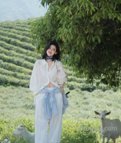 出去玩怎么拍照好看?7个拍照动作,让你拍出自信大方的照片 - 今日头条 出去玩怎么拍照好看?7个拍照动作,让你拍出自信大方的照片 - 图画吧TUHUABA