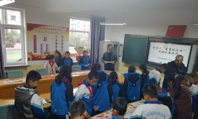 民乐县洪水镇民族小学庆国庆系列活动之——“笔墨绘山河 纸间展风华”绘画及手抄报作品展评活动 - 今日头条