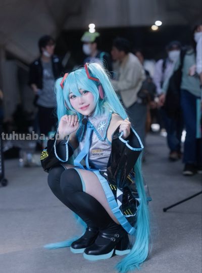 9岁第一次COS初音未来的妹子,如今她真的活成了“初音女孩” - 今日头条 9岁第一次COS初音未来的妹子,如今她真的活成了“初音女孩” - 图画吧TUHUABA