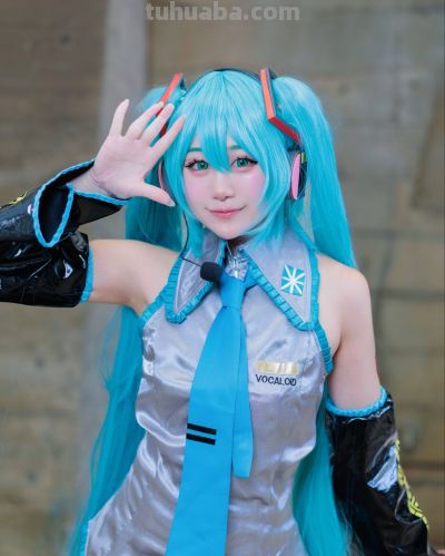 9岁第一次COS初音未来的妹子,如今她真的活成了“初音女孩” - 今日头条 9岁第一次COS初音未来的妹子,如今她真的活成了“初音女孩” - 图画吧TUHUABA