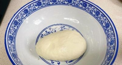 最近很火的菜盒子做法,烙饼不放油,比油烙的还香 - 今日头条 最近很火的菜盒子做法,烙饼不放油,比油烙的还香 - 图画吧TUHUABA