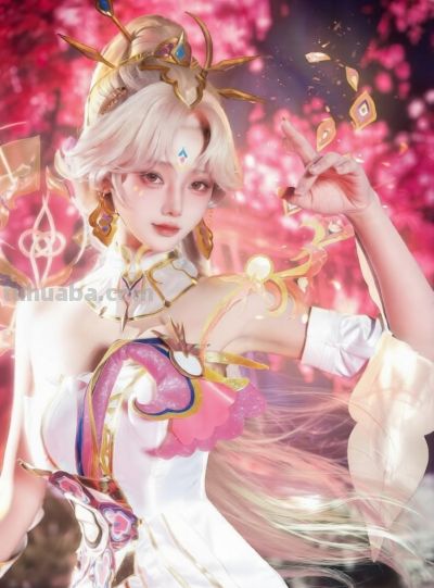 走路摇COS的虞姬真的美丽动人 这完美的气质粉丝都要沸腾了 - 图画吧TUHUABA