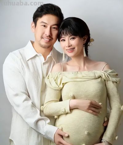 她是东方卫视中心主持，北京人定居上海，和青梅竹马丈夫儿女双全 - 图画吧TUHUABA
