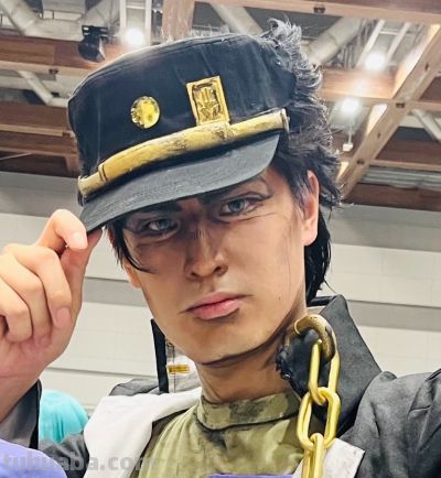 《JOJO》承太郎COS两年进化史!原来真正的替身使者是“坚持” - 今日头条 《JOJO》承太郎COS两年进化史!原来真正的替身使者是“坚持” - 图画吧TUHUABA