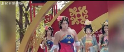 女生Cosplay杨玉环,看完这脸和身材对比后,网友:相思病有救了 - 今日头条 女生Cosplay杨玉环,看完这脸和身材对比后,网友:相思病有救了 - 图画吧TUHUABA