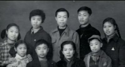 故纸堆里觅残珍:著名油画家陈衍宁早期水彩自画像的赏析与鉴定 - 图画吧TUHUABA